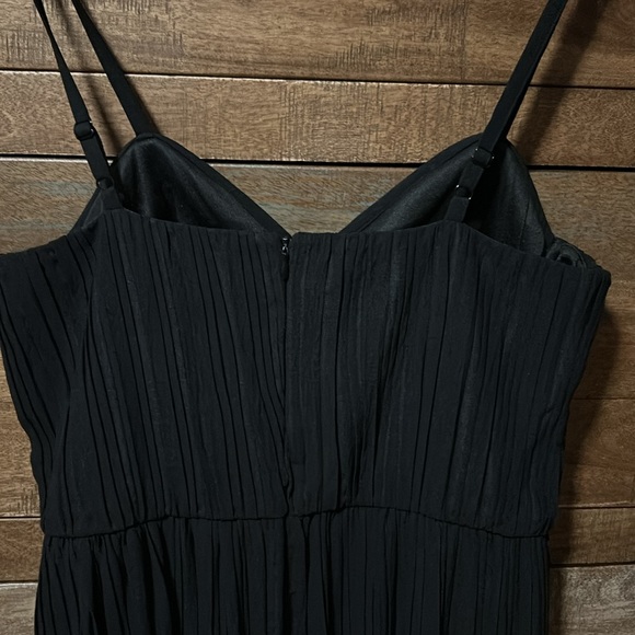 NWT DKNY Black Pleated Bustier Dress, Ruffle Hem - Size 8 - Picture 5 of 10